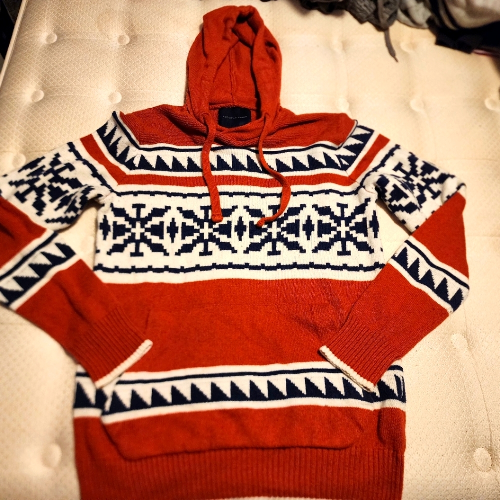 American eagle sweater